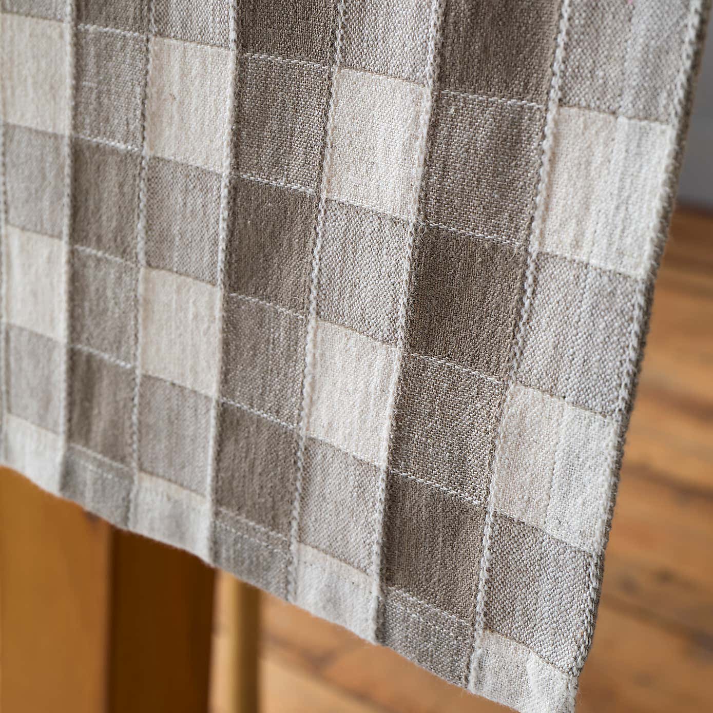 Carousel zoom image position 3 of 5