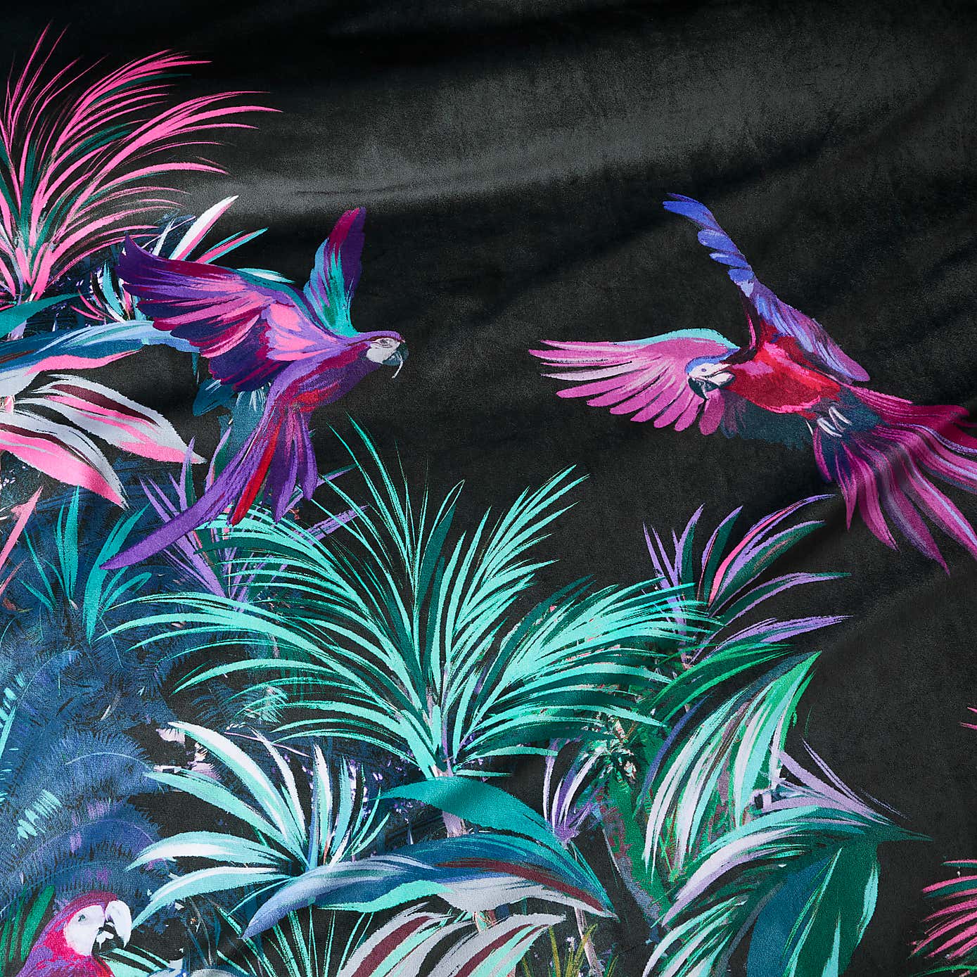 Carousel zoom image position 3 of 6