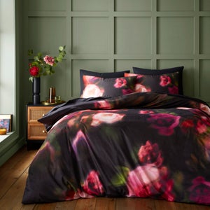 Blurred Floral Velour Duvet Cover & Pillowcase Set