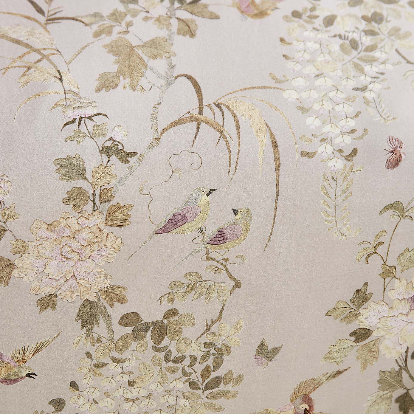 Carousel zoom image position 3 of 4