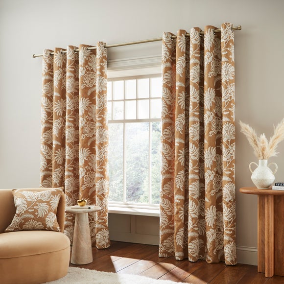 Carousel navigation image position 2 of 6