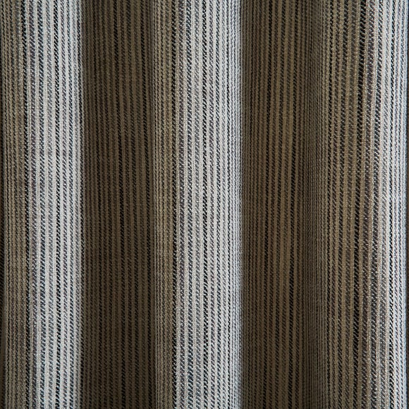 Carousel navigation image position 3 of 6