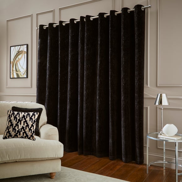 Carousel navigation image position 4 of 6