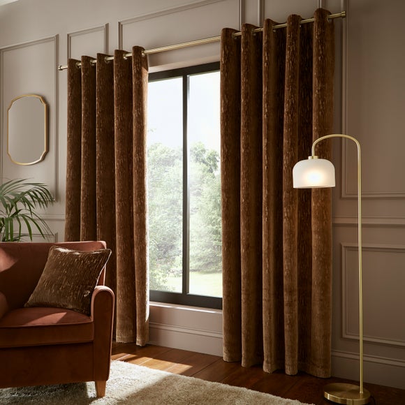 Carousel navigation image position 2 of 6