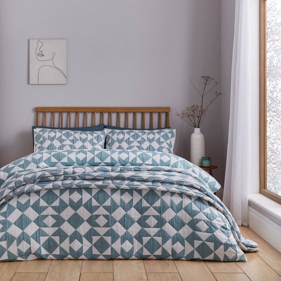 Carousel navigation image position 3 of 5