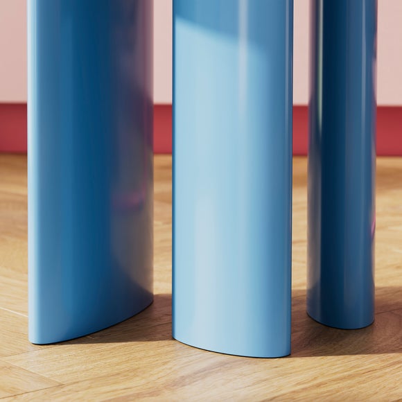 Carousel navigation image position 3 of 7