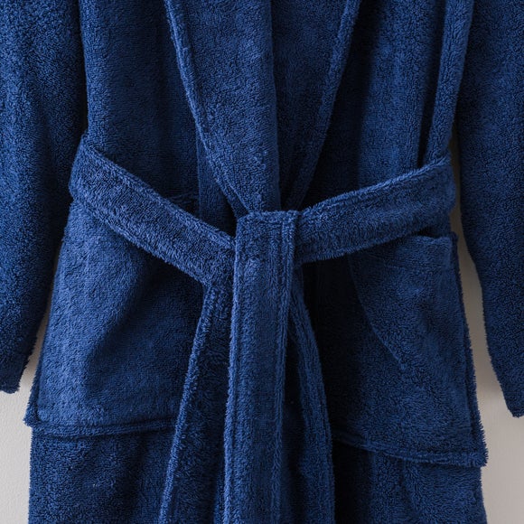 Carousel navigation image position 2 of 3