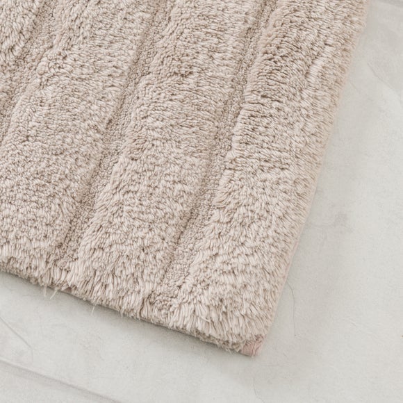 Carousel navigation image position 2 of 3