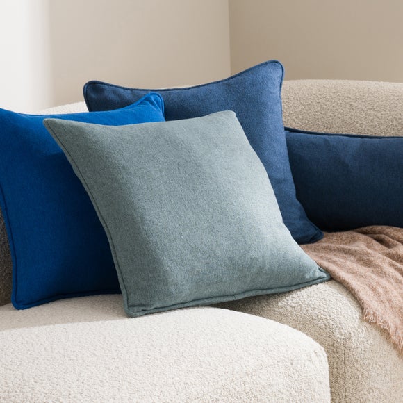 Carousel navigation image position 4 of 5