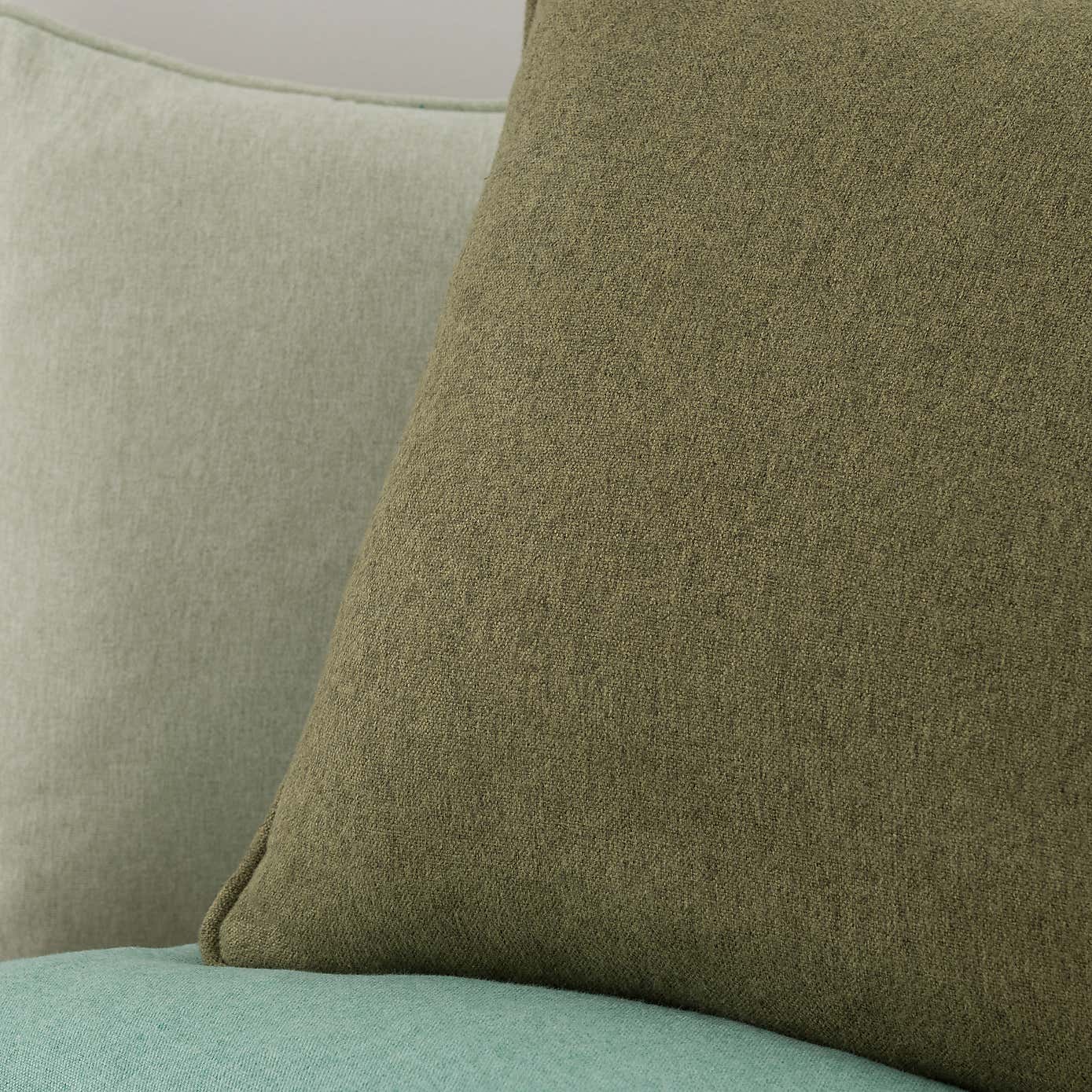 Carousel zoom image position 3 of 5