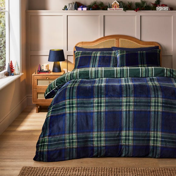 Check Printed Fleece Duvet Cover and Pillowcase Set
