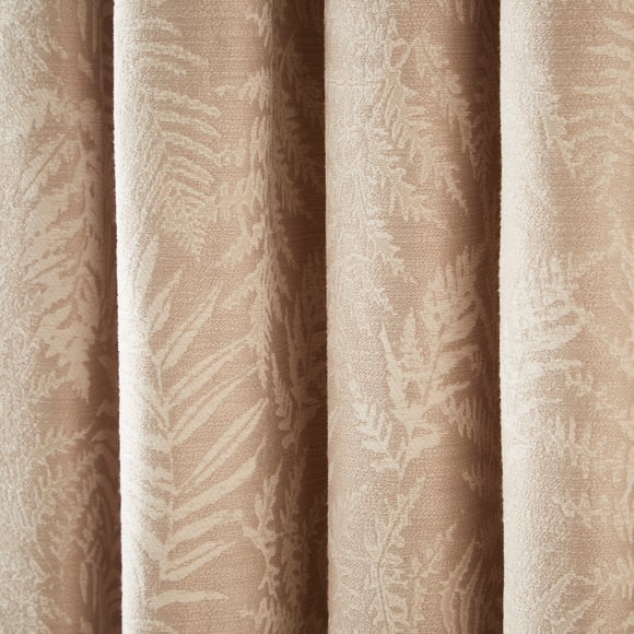 Carousel navigation image position 3 of 6