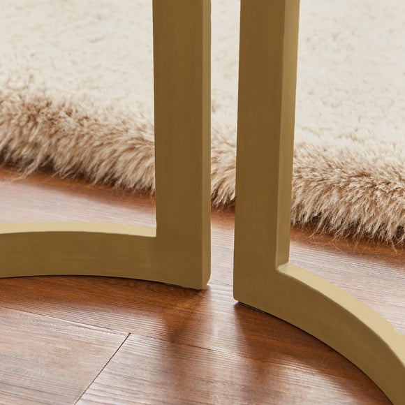 Carousel navigation image position 3 of 6