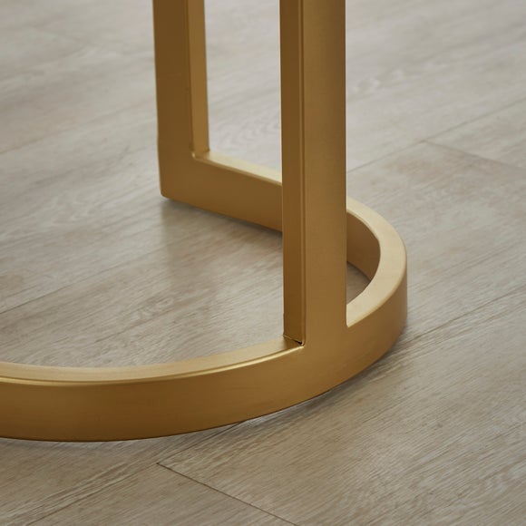 Carousel navigation image position 3 of 5