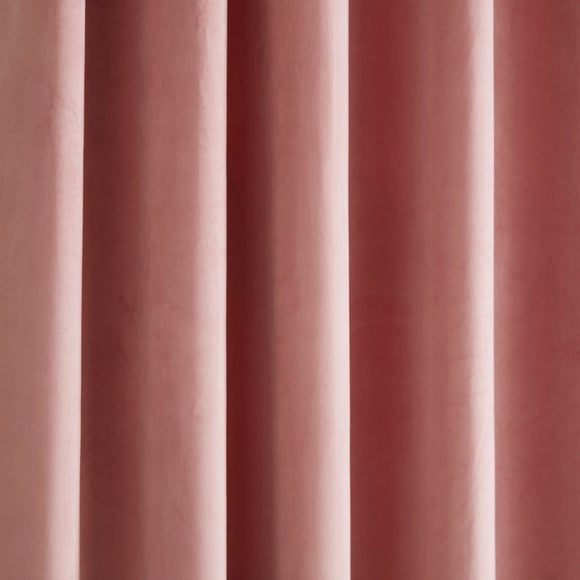 Carousel navigation image position 3 of 7