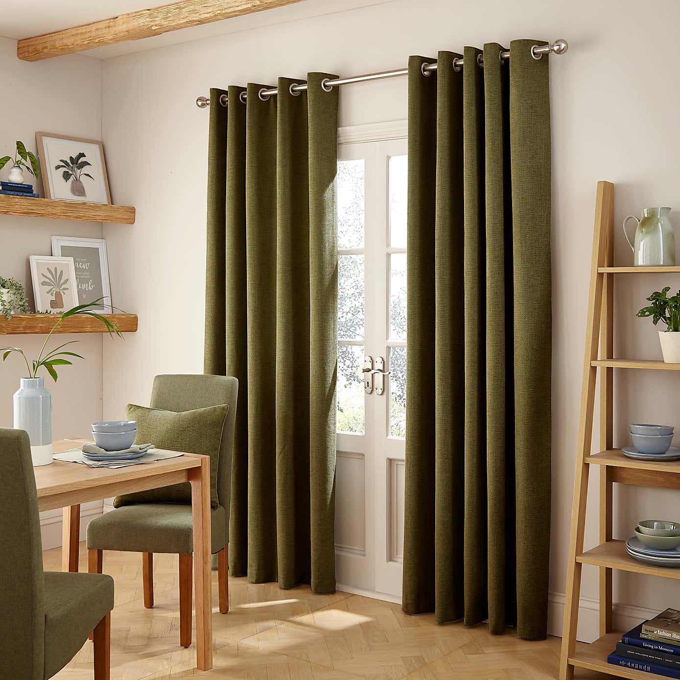 Carousel zoom image position 2 of 5