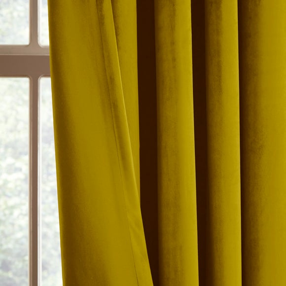 Carousel navigation image position 5 of 7