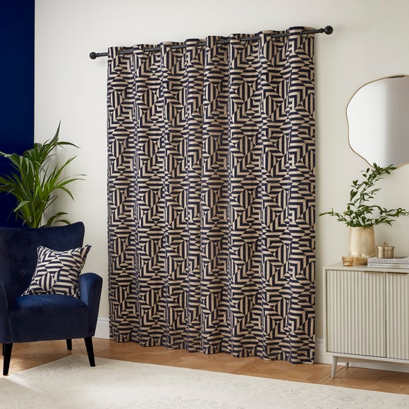 Carousel navigation image position 4 of 6