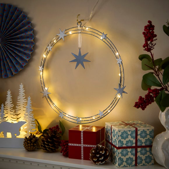 Light Up Metal Star Wreath