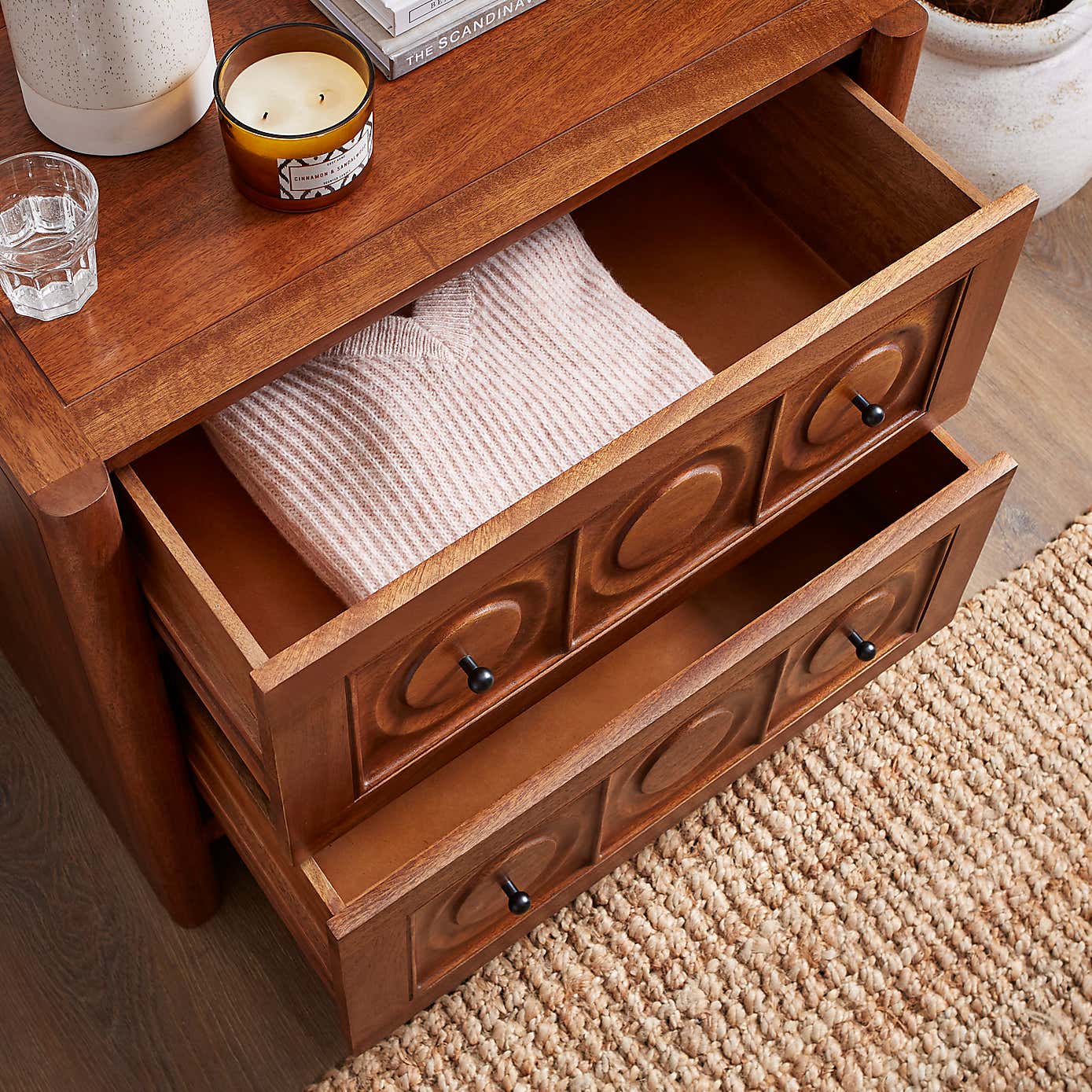 Carousel zoom image position 3 of 9