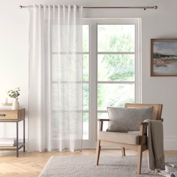 Carousel navigation image position 2 of 3