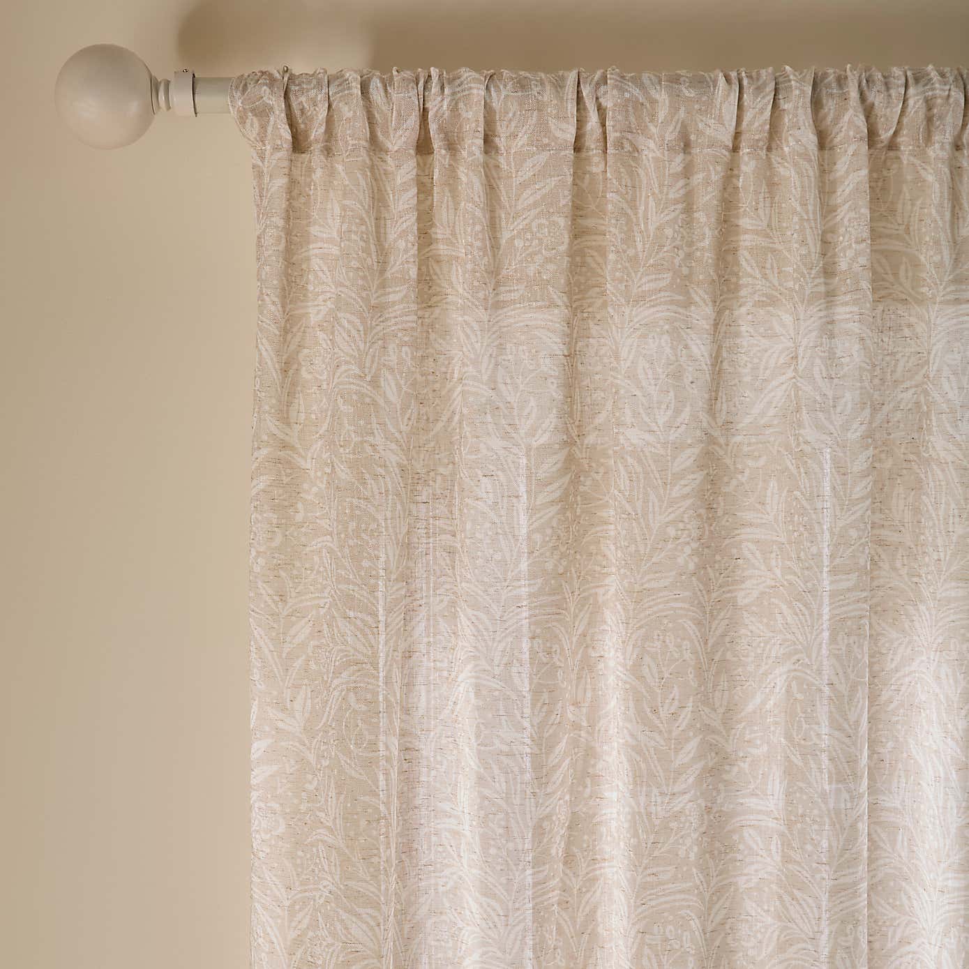 Carousel zoom image position 1 of 3