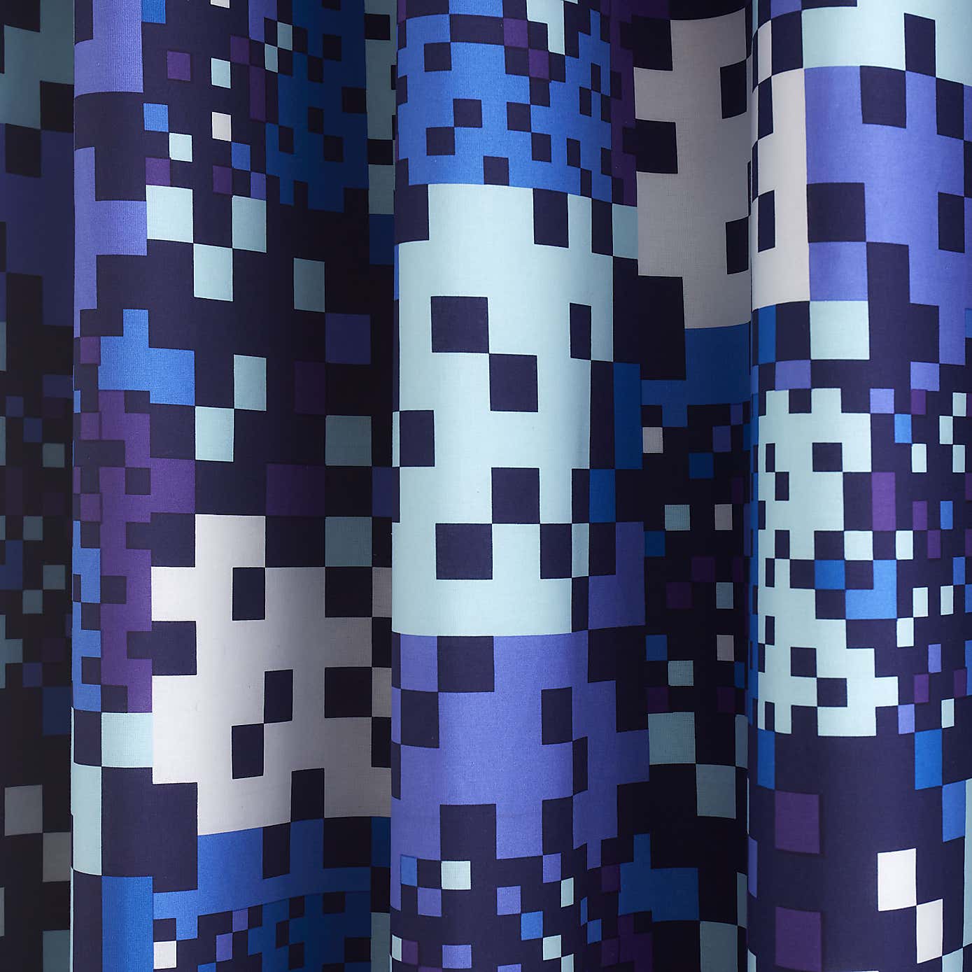 Carousel zoom image position 3 of 4