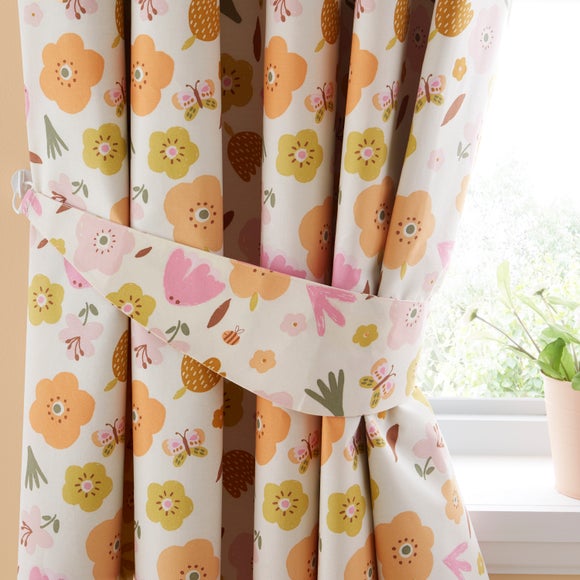 Carousel navigation image position 4 of 5