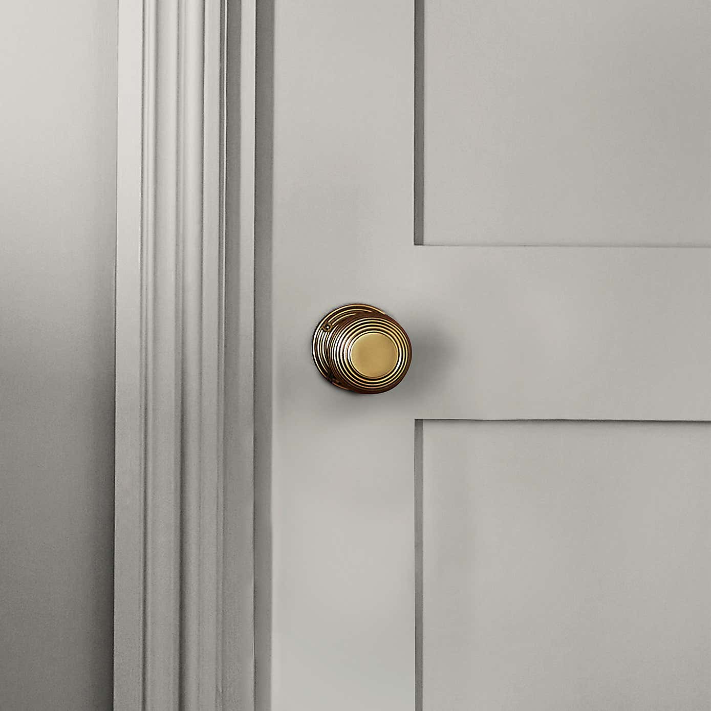 Carousel zoom image position 4 of 7