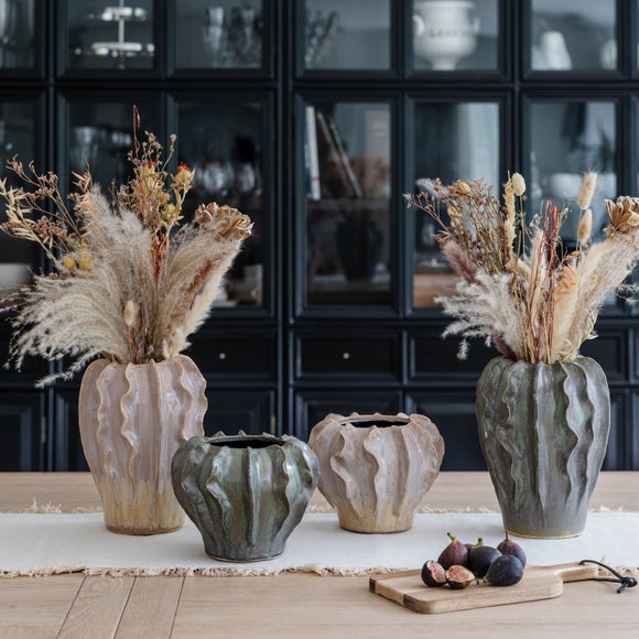 Carousel navigation image position 5 of 5