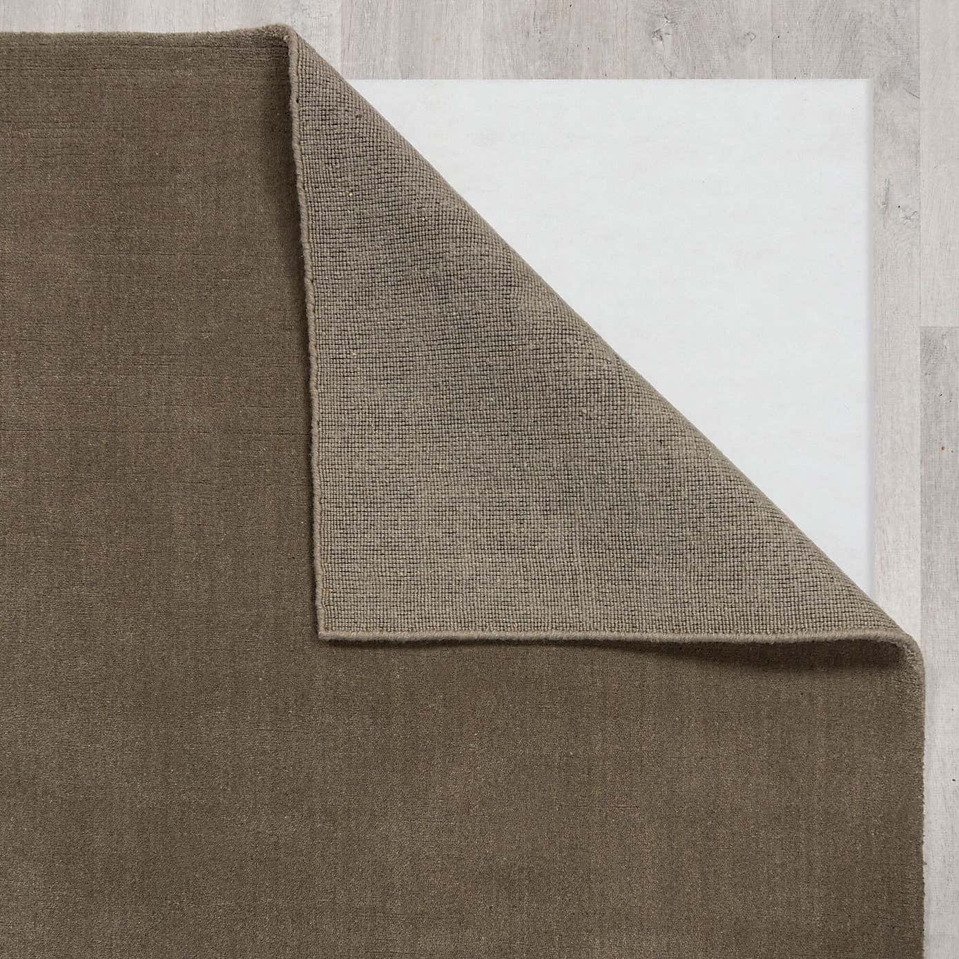 Carousel zoom image position 3 of 7