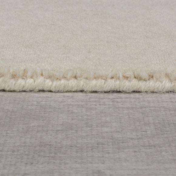 Carousel navigation image position 4 of 8