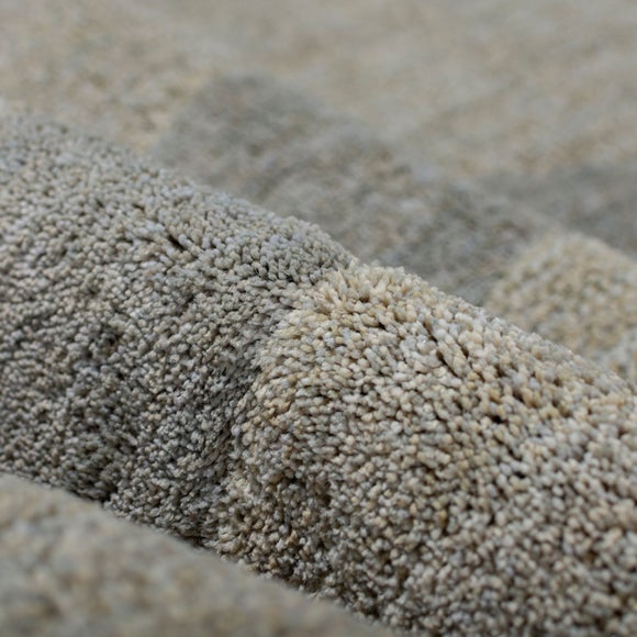 Carousel navigation image position 2 of 6