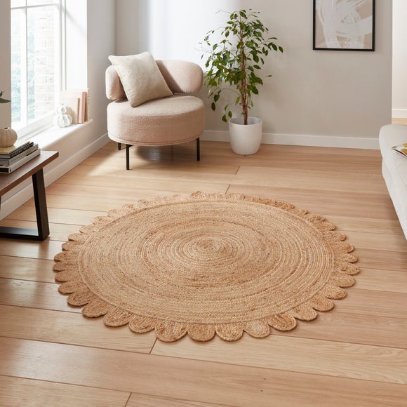 Savannah Scallop Round Jute Rug