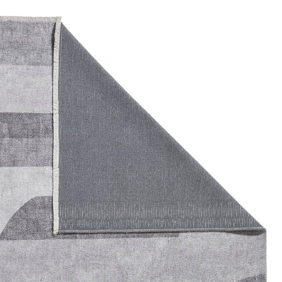 Carousel navigation image position 3 of 6