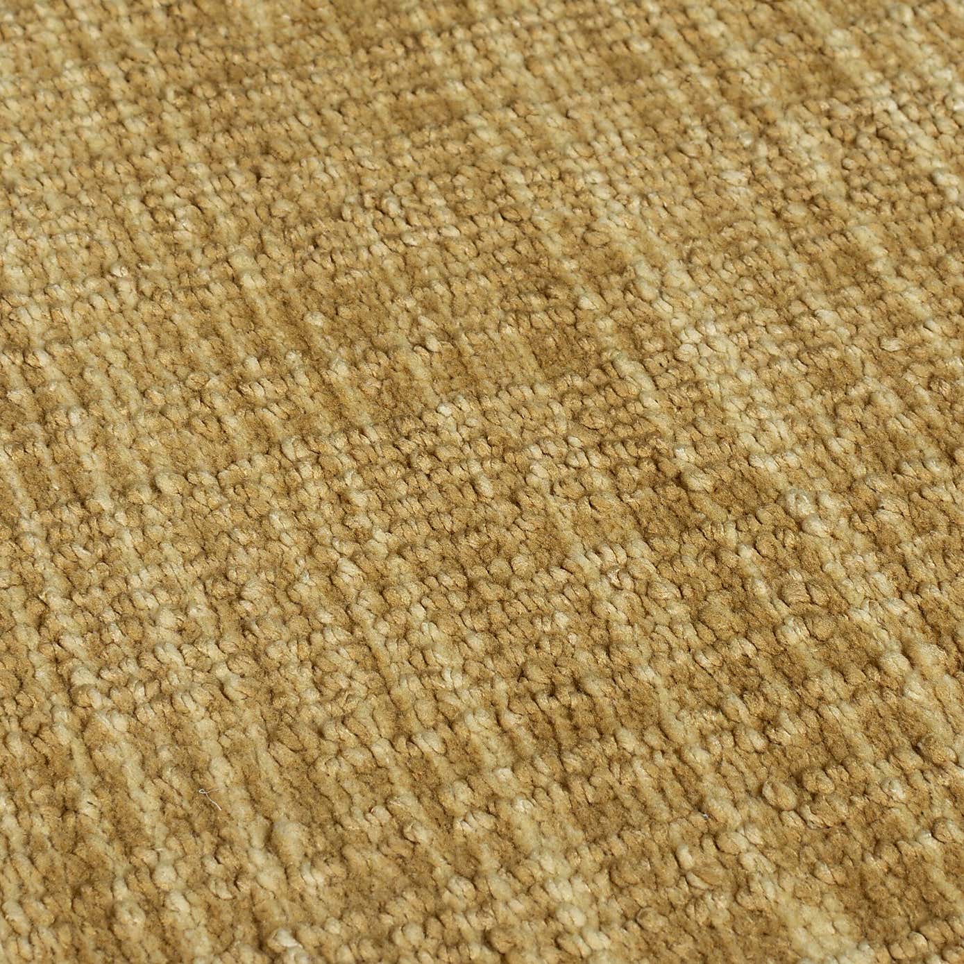 Carousel zoom image position 2 of 6
