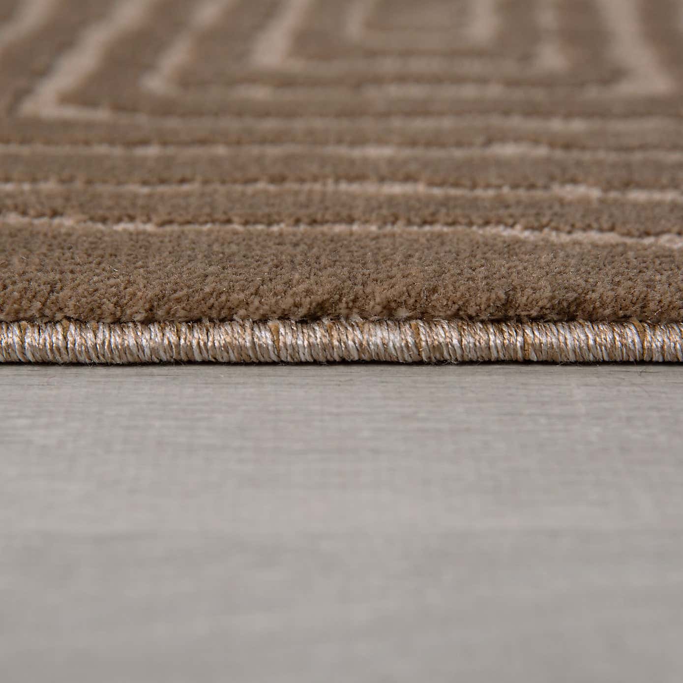 Carousel zoom image position 4 of 6