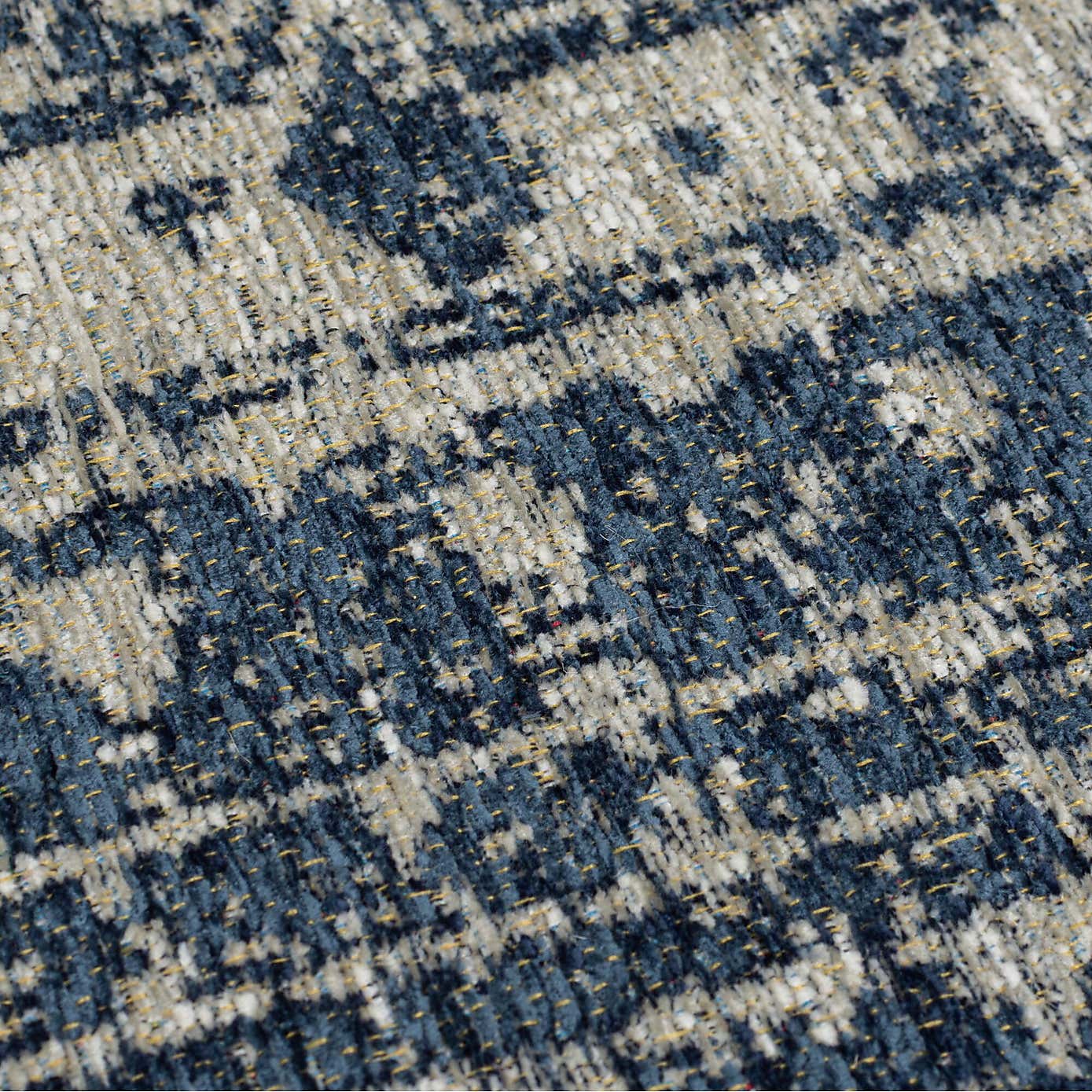 Carousel zoom image position 2 of 6