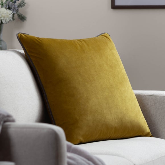 Furn. Square Cushion Cover