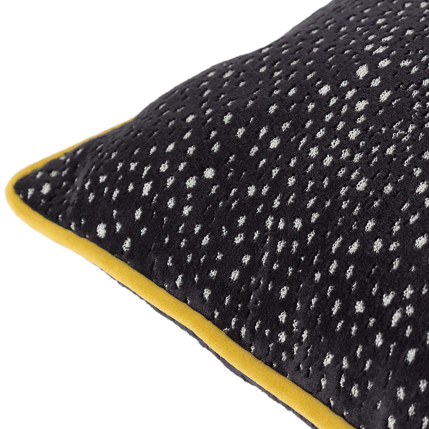 Carousel zoom image position 4 of 4