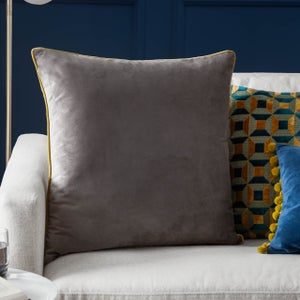Furn. Square Cushion Cover