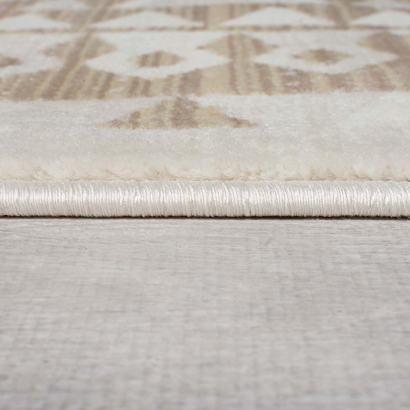 Carousel zoom image position 4 of 5