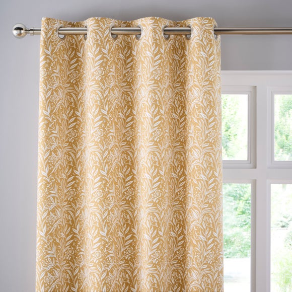 Carousel navigation image position 1 of 6