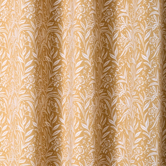 Carousel navigation image position 3 of 6