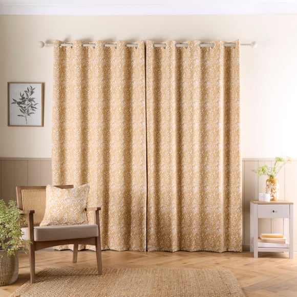 Carousel navigation image position 4 of 6