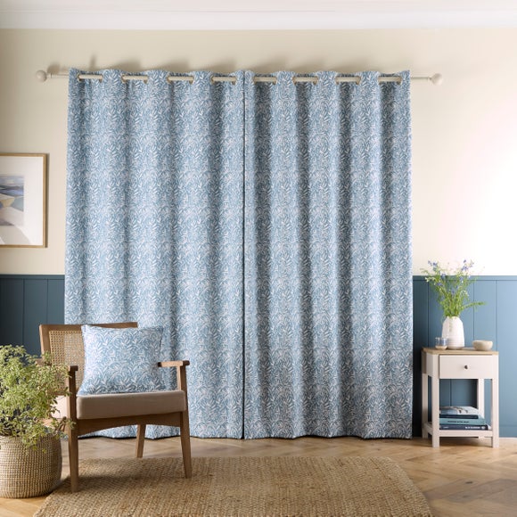 Carousel navigation image position 4 of 6