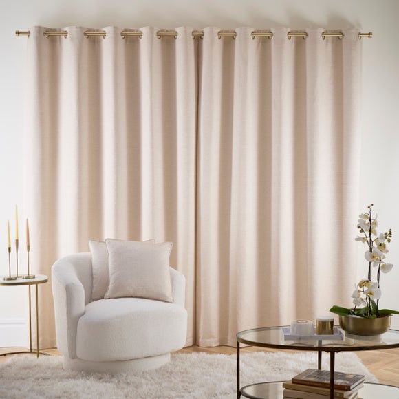 Carousel navigation image position 4 of 6