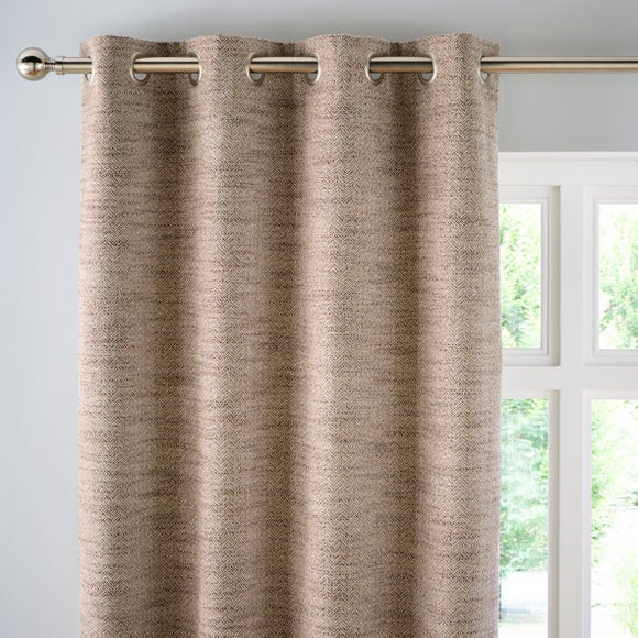 Carousel navigation image position 1 of 7