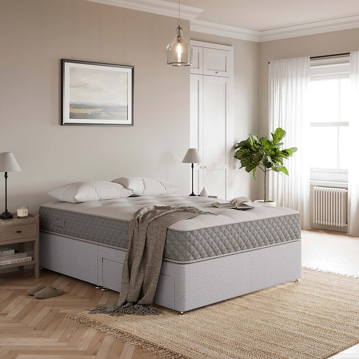 Carousel zoom image position 1 of 3