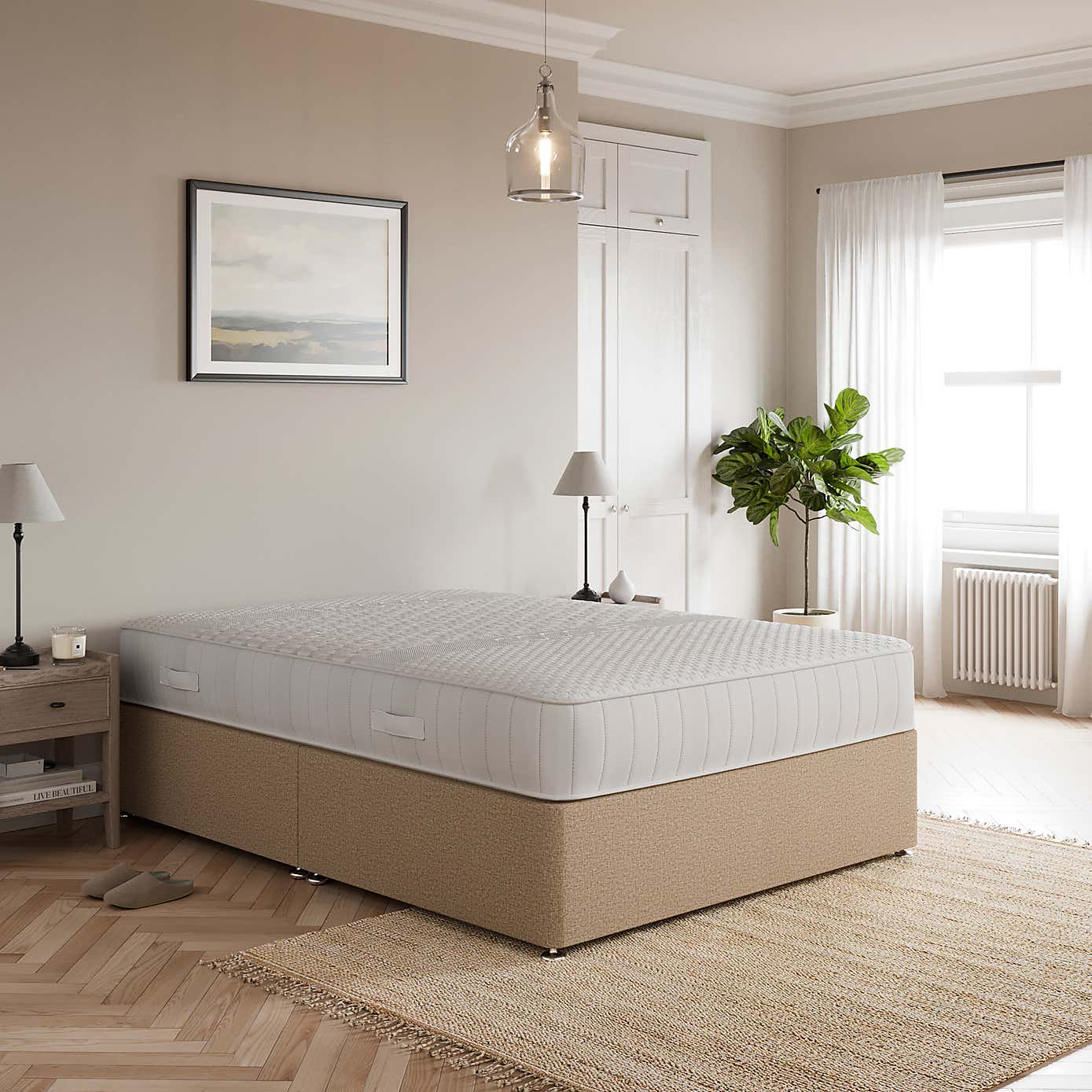 Carousel zoom image position 2 of 3